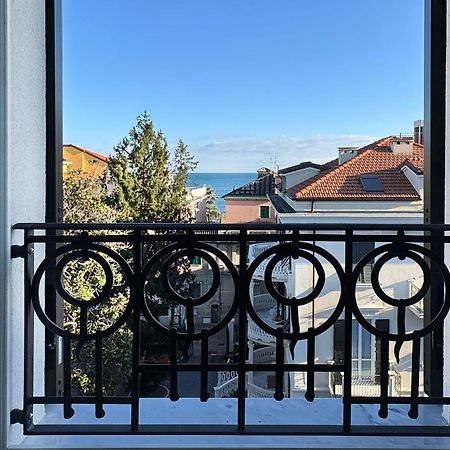 Hotel Villa Elena ヴァラッツェ エクステリア 写真