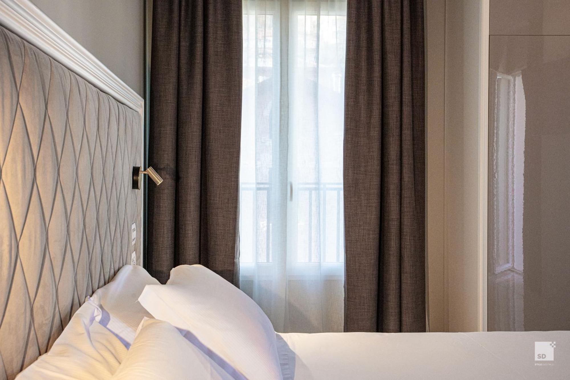 Hotel Villa Elena ヴァラッツェ エクステリア 写真